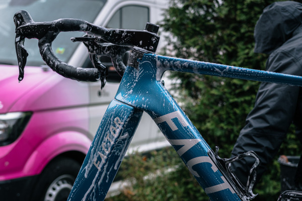 Entretien-velo-Factor-69c5a82c6dd03.jpg